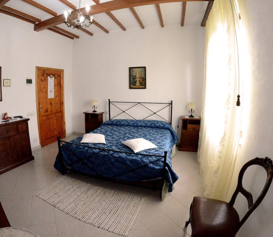 סוביצ'ילה Agriturismo Santa Giuditta חדר תמונה